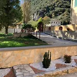 Gasthuis Il Giardino Sul Fiume Nera 3*