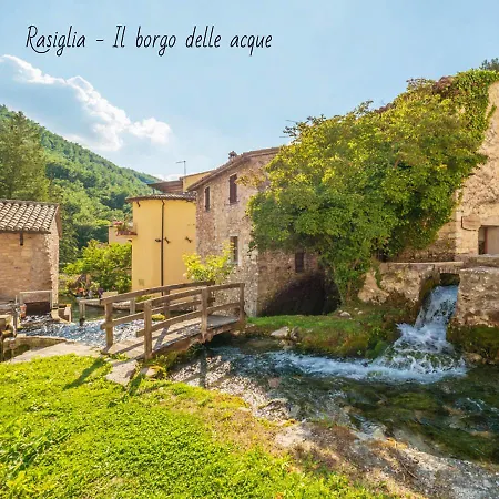 Il Giardino Sul Fiume Nera Гостевой дом