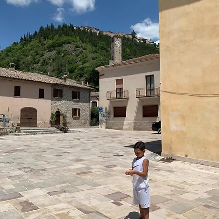 Il Giardino Sul Fiume Nera 3*
