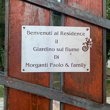 Il Giardino Sul Fiume Nera בית הארחה