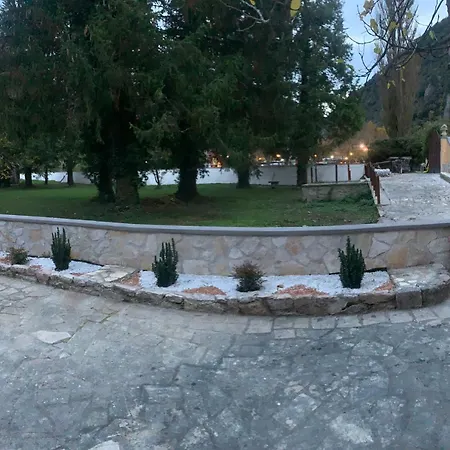 בית הארחה Il Giardino Sul Fiume Nera 3*