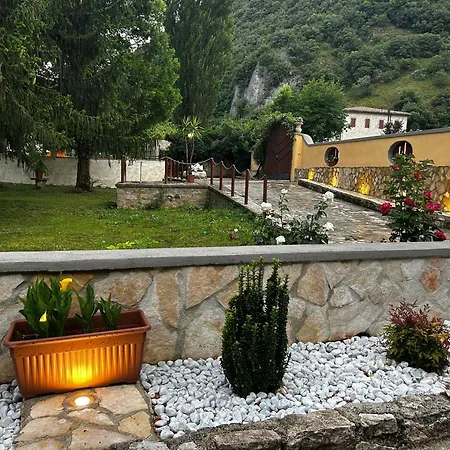 Il Giardino Sul Fiume Nera Гостевой дом Cerreto di Spoleto