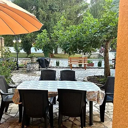 Il Giardino Sul Fiume Nera 3*